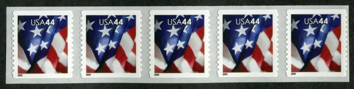 US Stamp #4395 MNH US Flag Coil Strip of 5